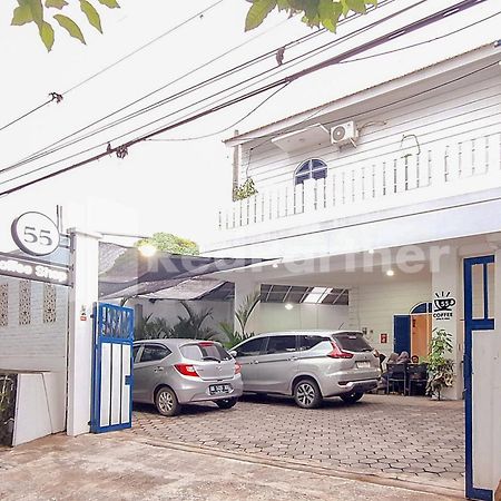 Hotel House N Coffee 55 Temanggung Redpartner Esterno foto