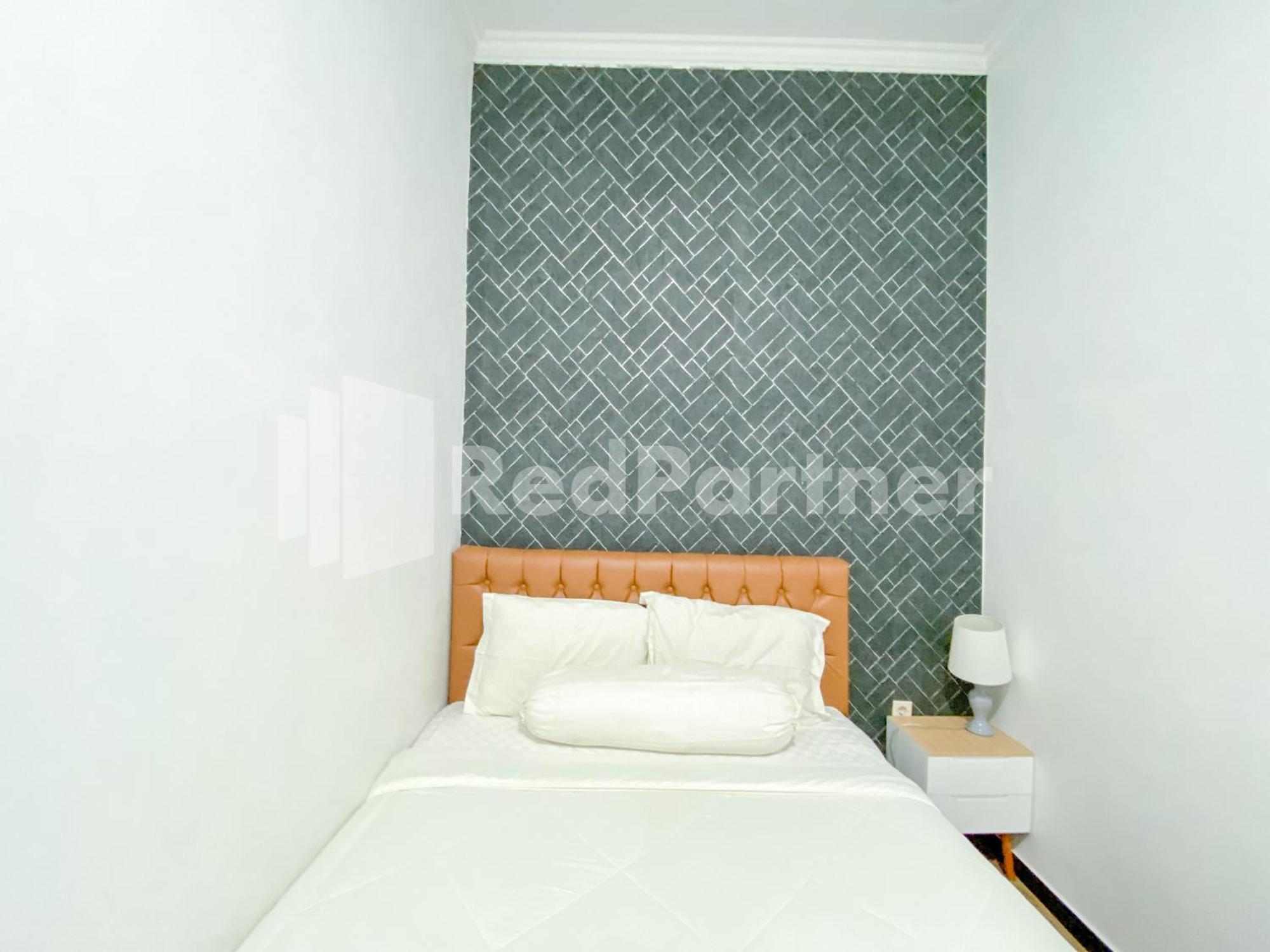 Hotel House N Coffee 55 Temanggung Redpartner Esterno foto