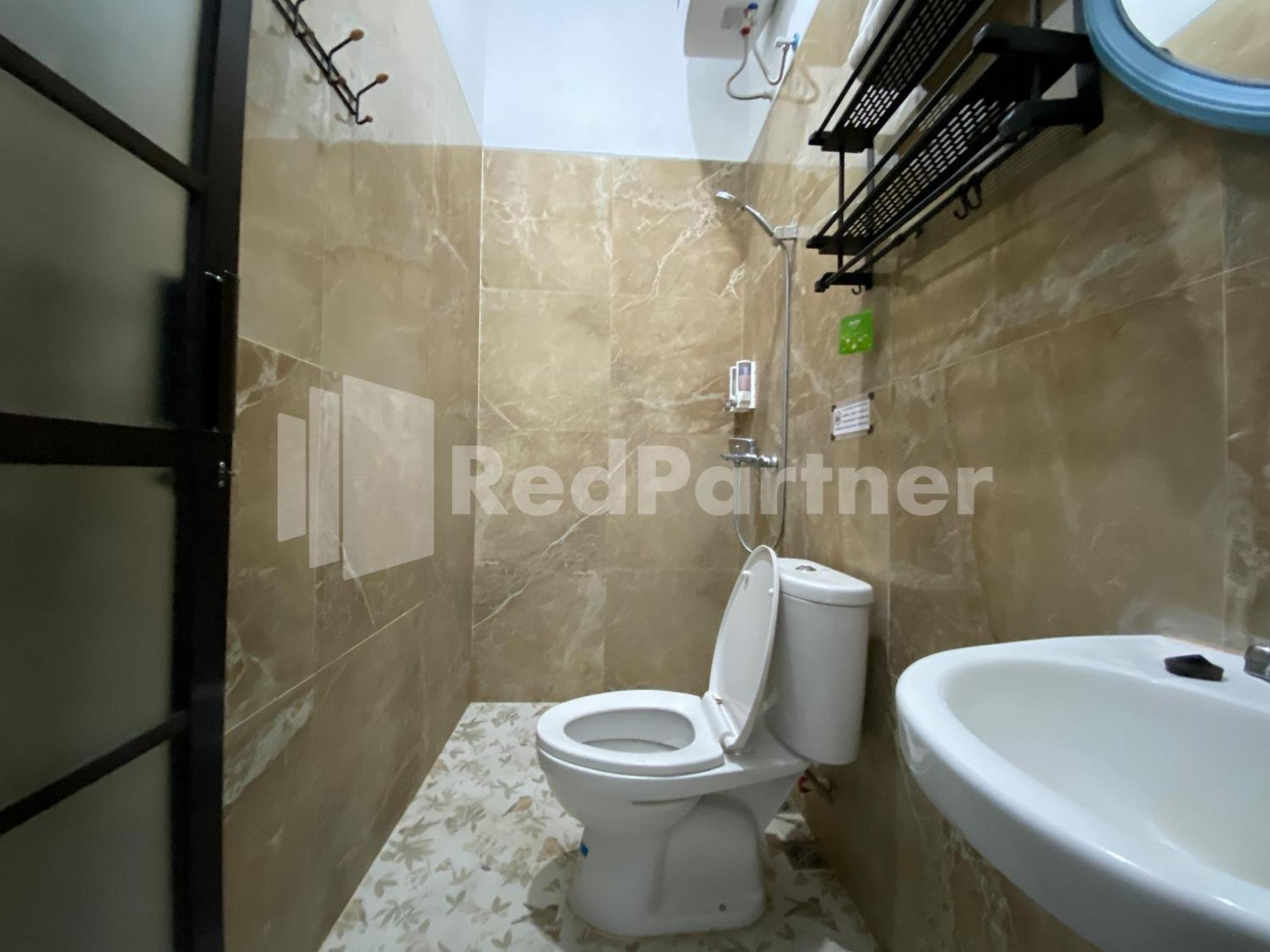 Hotel House N Coffee 55 Temanggung Redpartner Esterno foto