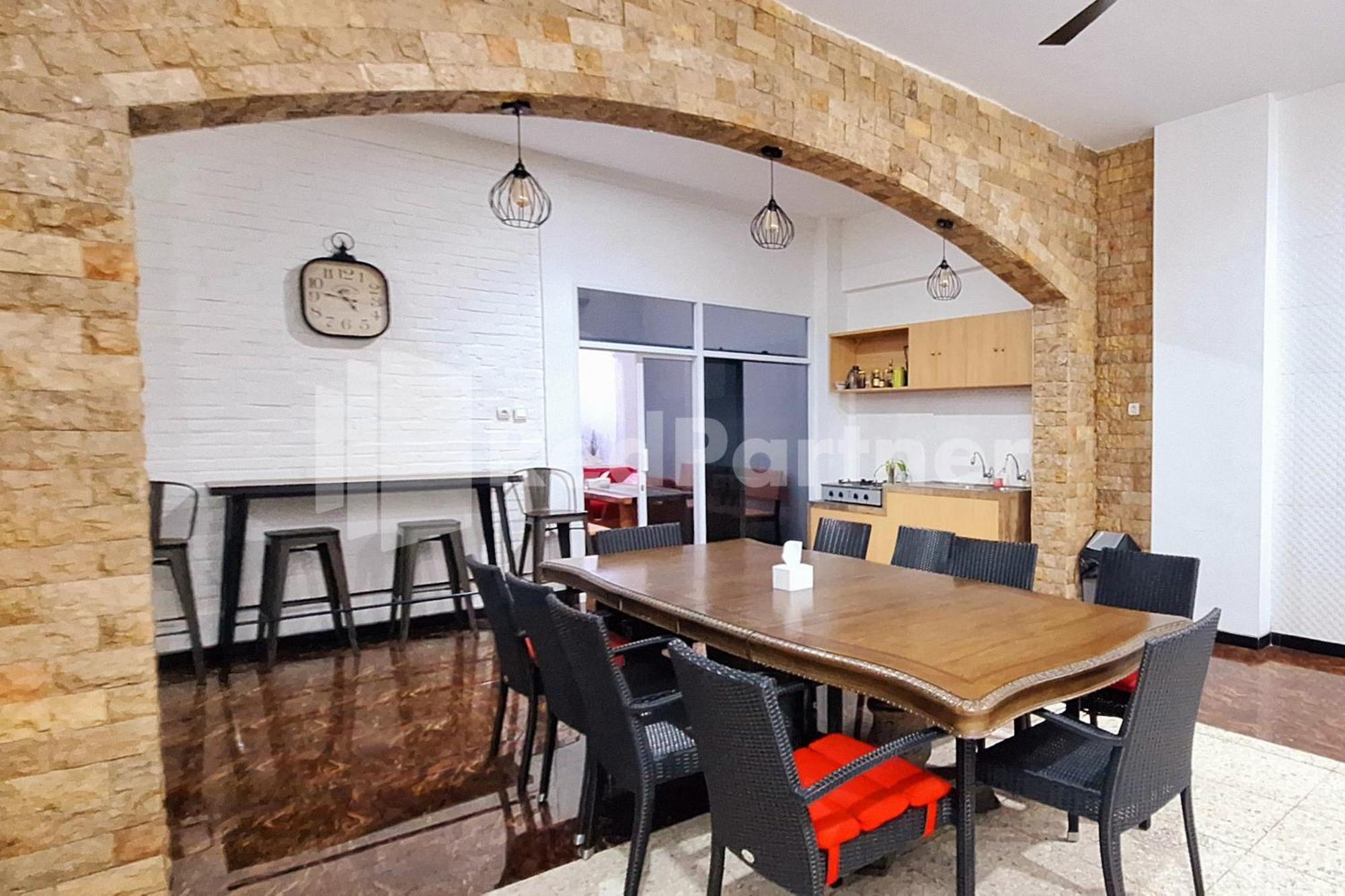 Hotel House N Coffee 55 Temanggung Redpartner Esterno foto